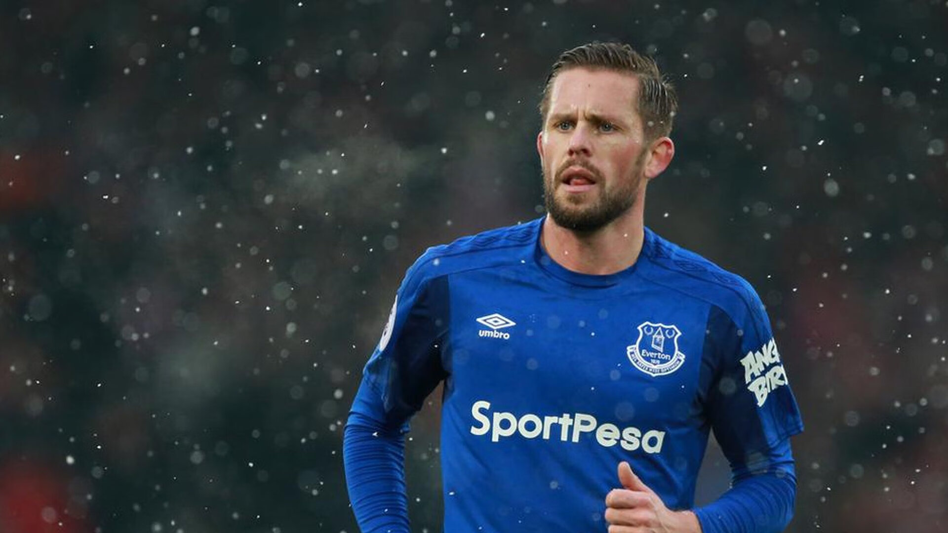 曼联逼走5000万巨星?冬窗离队成定局,曼联冬季训练服